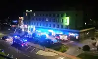Nocna akcja straży pożarnej przy hotelu Ibis w Bolesławcu - [WIDEO]