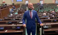 Poseł Szymon Pogoda krytykuje premiera Tuska i pyta o pomoc dla powodzian [WIDEO]