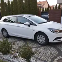 Opel Astra  1.4 benzyna 2018 rok Polski Salon