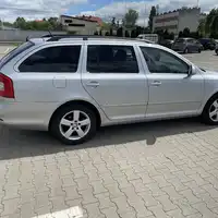 Skoda Octavia Diesel Climatronik  Bogate Wyposażenie Zarejestrowana 