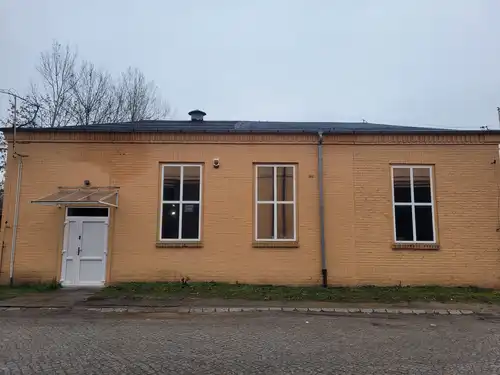 Wynajmę budynek usługowy , magazynowy , warsztat