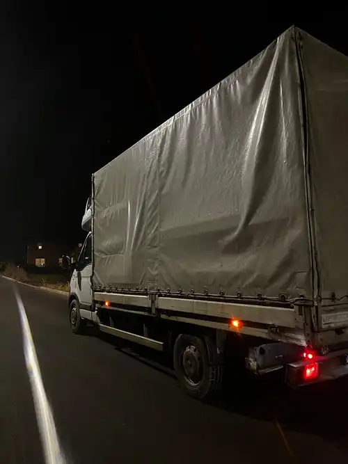 Przeprowadzki, usługi transportowe 