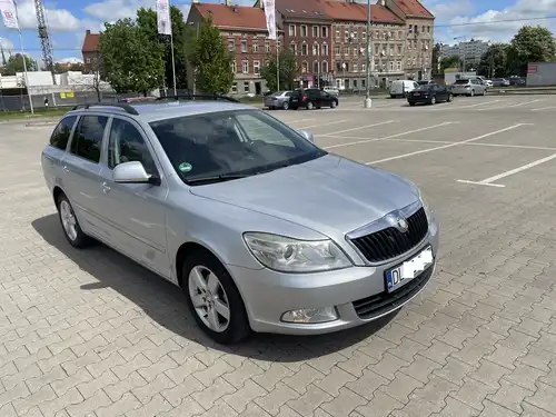 Skoda Octavia Diesel Climatronik  Bogate Wyposażenie Zarejestrowana 