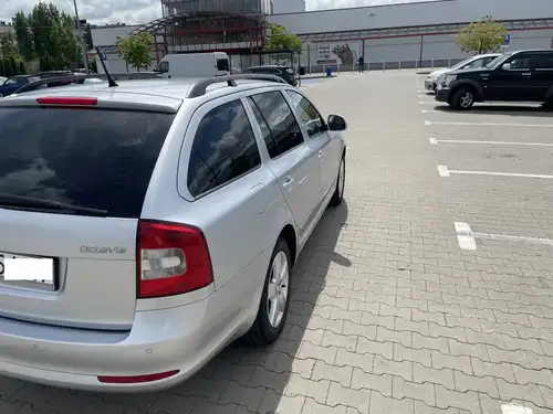 Skoda Octavia Diesel Climatronik  Bogate Wyposażenie Zarejestrowana 