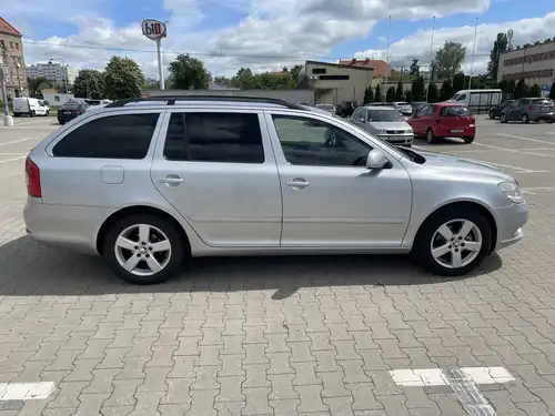 Skoda Octavia Diesel Climatronik  Bogate Wyposażenie Zarejestrowana 