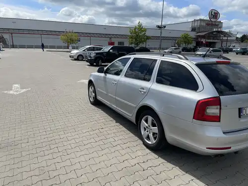 Skoda Octavia Diesel Climatronik  Bogate Wyposażenie Zarejestrowana 
