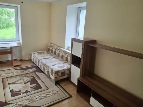 Wynajmę miesz 2 pokoj w Nowych Jaroszowicach 