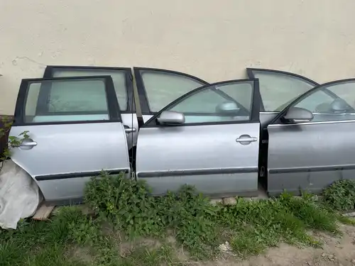 Komplet drzwi Passat b5