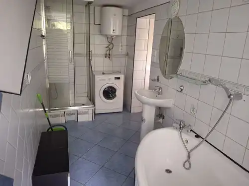 Wynajmę miesz 2 pokoj w Nowych Jaroszowicach 