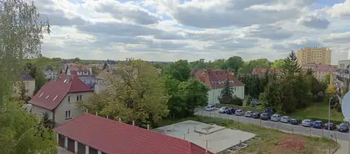  trzypokojowe mieszkanie w  Bolesławcu w nowym bloku przy ul. St. Starzyńskiego . 