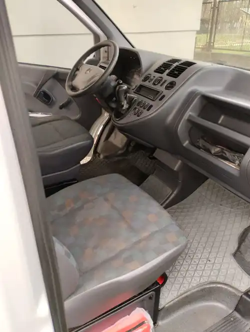 Sprzedam Mercedesa Vito 2002 rok - bardzo dobry stan